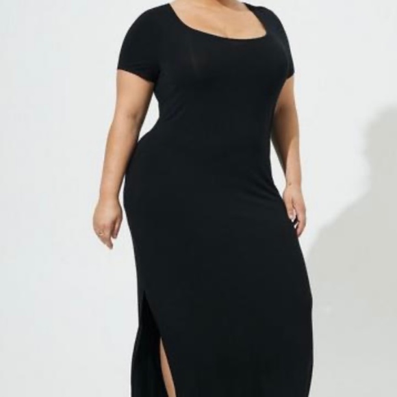 Torrid Super Soft Black Maxi dress  size 1 - Picture 1 of 4